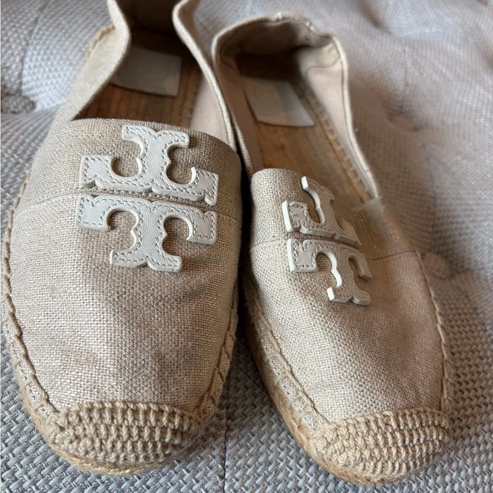 Tory Burch Neutral Beige Canvas Espadrille Flats with Logo - Picture 2 of 8